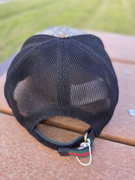 Gucci Beige/Ebony GG Coated Canvas Bee Trucker Hat Size medium